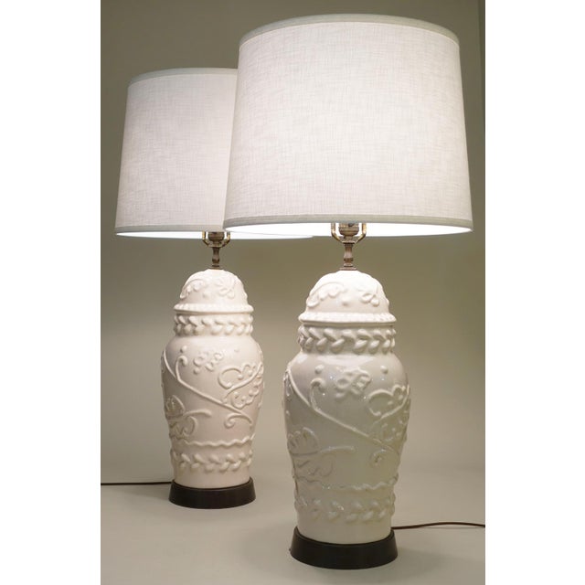 Mid-Century Modern 1960s XL Matched Pair Relief Cream Crackle Glazed Porcelain Ceramic Lamps Majolica Italy - a Pair For Sale - Image 3 of 11
