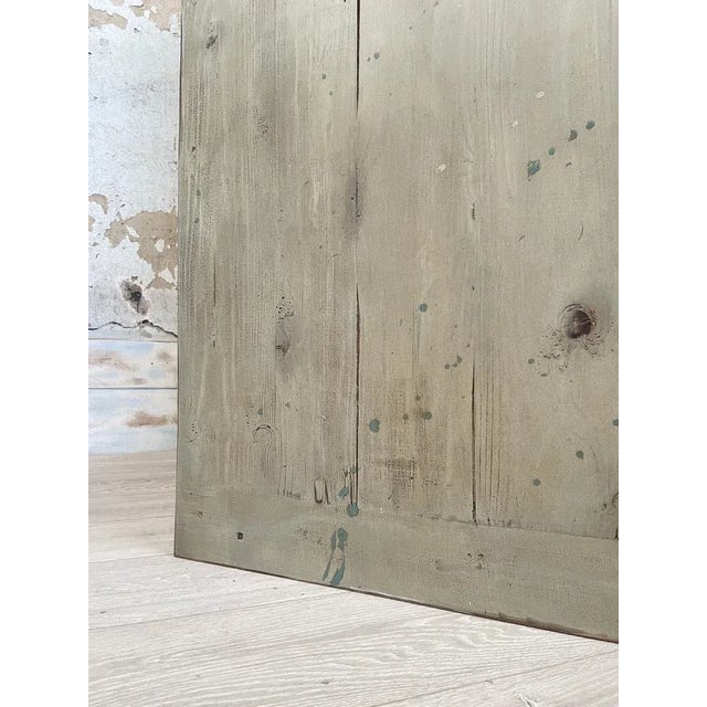 Bank of commerce in patinated wood, circa 1950. It is composed of 12 large drawers with each one its shell handle. This...