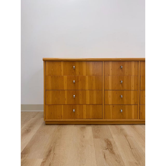 Mid-Century Modern Founders Furniture MCM Blonde Twelve Drawer Dresser Vintage Mid-Century For Sale - Image 3 of 12