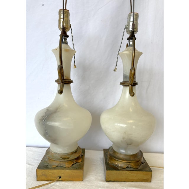 Mid 20th Century Antique Art Deco/ Hollywood Regency Style Alabaster Table Lamps With Bronze Figureheads- A Pair For Sale - Image 5 of 18