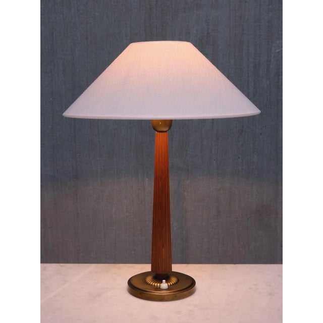 Harald Notini attributed Table Lamp in Elm and Brass by Böhlmarks, Sweden, 1940s For Sale - Image 11 of 13