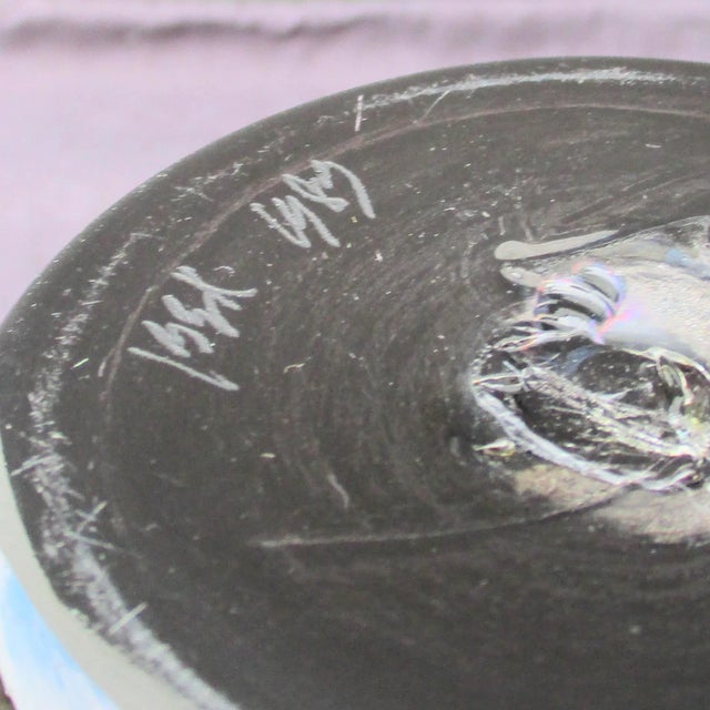 1980s Vintage 1989 Kosta Boda Handblown Bowls - a Pair For Sale - Image 5 of 8