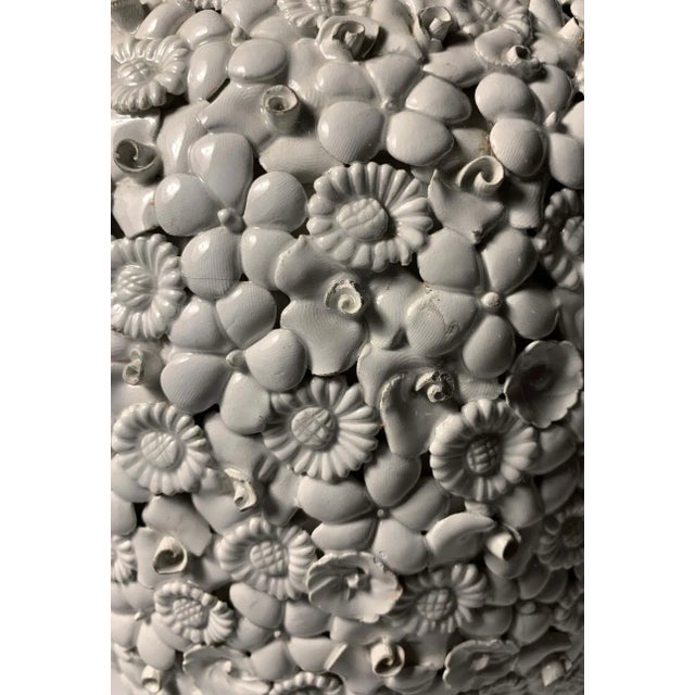 Mid 20th Century Vintage Italian Antonio Zen White Flower Lamps - A Pair For Sale - Image 5 of 10