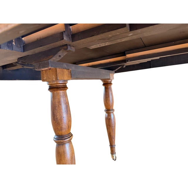 Wood Early 19th Century Louis XVI or Directoire Style French Provincial Extending Dining Table. For Sale - Image 7 of 9