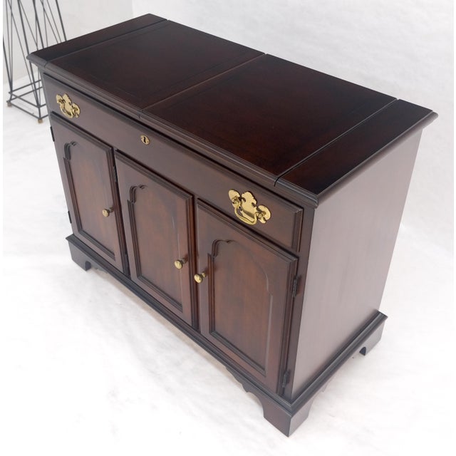 Flip Top Serving Bar cabinet Solid Cherry Bracket Feet MINT For Sale - Image 16 of 18