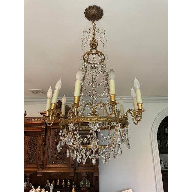 1980s Vintage Empire Brass & Crystal Basket Chandelier With 10 Lights For Sale - Image 9 of 9