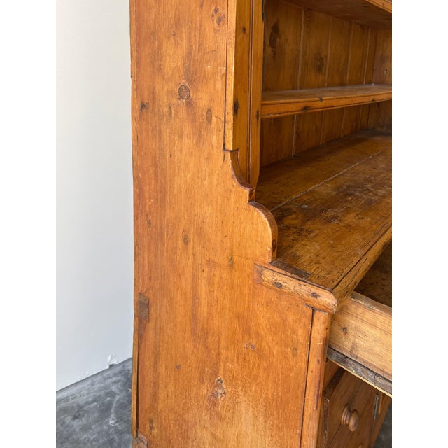 Antique Irish Pine Dresser | Hutch With Shelves For Sale - Image 16 of 17