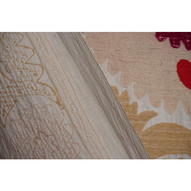 Beige Uzbek Suzani Rug – Red Teal Floral Embroidery – Boho Handmade Textile 7'5'' X 10'3'' For Sale - Image 11 of 15