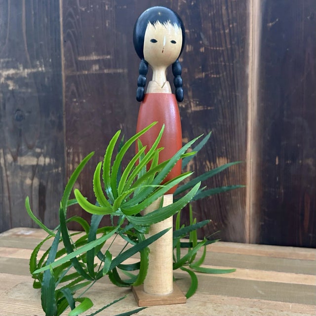 Mid-Century Modern Vintage Kokeshi with Braids by Shige, 1970s For Sale - Image 3 of 12