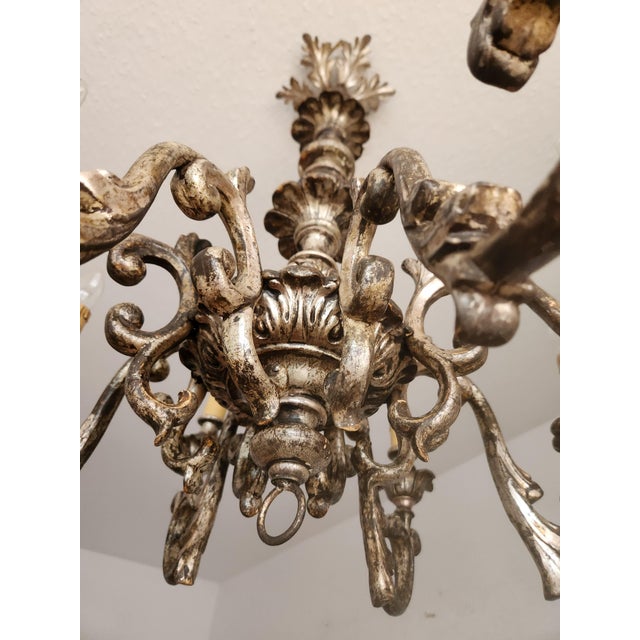 Vintage Louis XV Silvered Hand-Painted Carved Wood Eight-Arm Chandelier with Floral Motifs, Italy, 1920s For Sale - Image 10 of 18