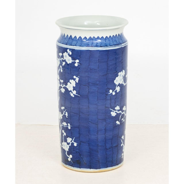 Mid 20th Century Chinese Blue and White Porcelain Umbrella Stand For Sale - Image 5 of 6