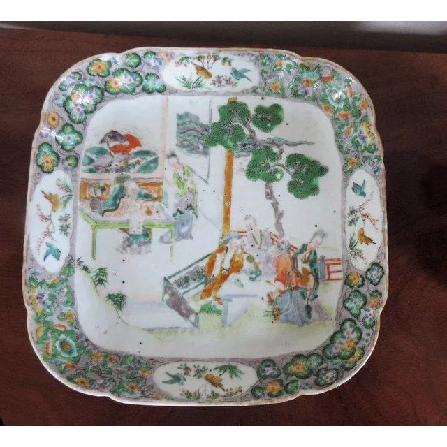 19th Century Chinese Export Porcelain Square Dish in Famille Vert Glaze For Sale - Image 4 of 11
