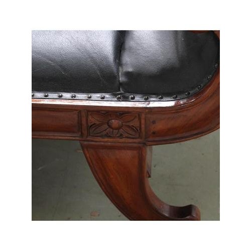Type Black dormeuse Date 1940-50 Model Chaise longue Origin Italy Materials Wood, leather Width 210 cm Depth 67 cm Height...