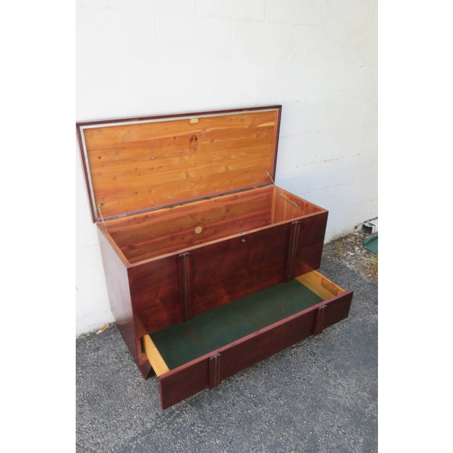 Wood Mid 20th Century Lane Cedar Chest Blanket Trunk Window Bench With a Drawer For Sale - Image 7 of 12