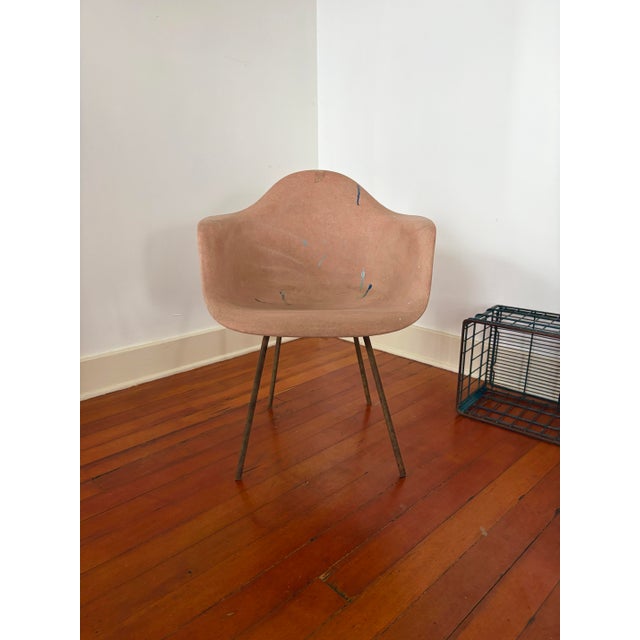 1950s 1950s Eames for Herman Miller Fiberglass Armchair – Sculptural Form W/ Artist Patina For Sale - Image 5 of 9
