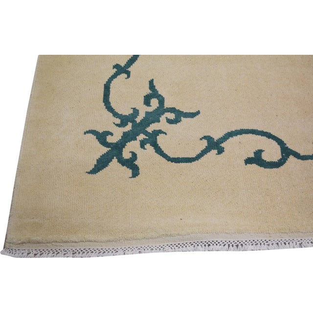 Vintage Chinese Art Deco Hand Knottted Wool Rug, 9'8'' X 15'10'' For Sale In New York - Image 6 of 6