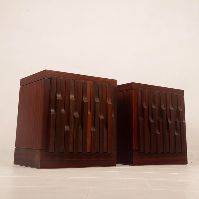 Mid-Century Gaetano Padouk Wood Nightstands by Luciano Frigerio for Frigerio, 1970s, Set of 2 For Sale - Image 13 of 18