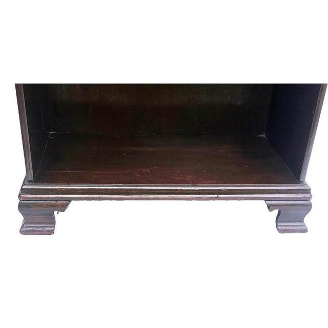 Small Narrow Mahogany Chippendale Bookcase W/ Pierced‑Side Shelves 1940s For Sale - Image 10 of 18
