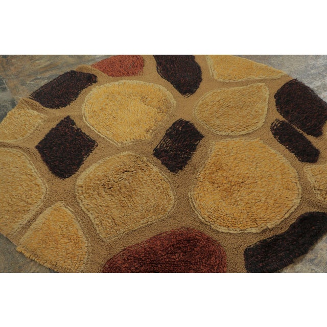 Rug & Kilim Vintage Circle Rug With Gold and Brown Geometric Patterns - Rug & Kilim For Sale - Image 4 of 8