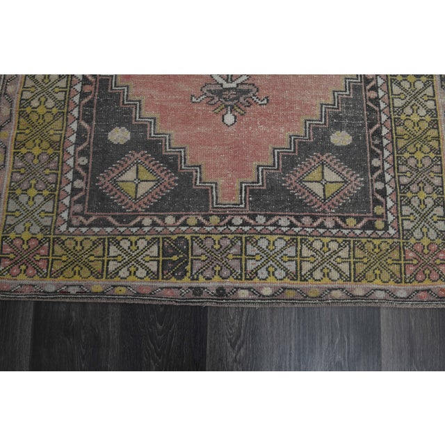 Textile 1970s Vintage Handmade Wool Cotton Pink Area Rug For Sale - Image 7 of 11