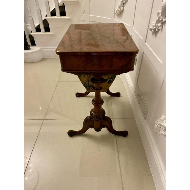 Mid 19th Century Victorian Burr Walnut Freestanding Lamp Table, 1860s For Sale - Image 5 of 16