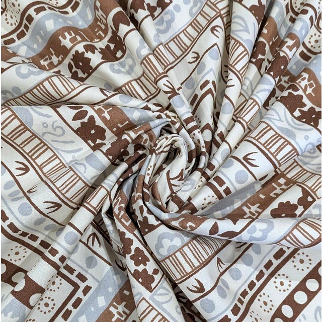 Vintage 1970's Schumacher X Vera Neumann "Bandana" Cotton Fabric- 3.75 Yds For Sale In Los Angeles - Image 6 of 8