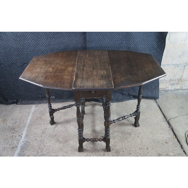 Brown Antique William & Mary Style Walnut Dropleaf Gateleg Parlor Table For Sale - Image 8 of 14
