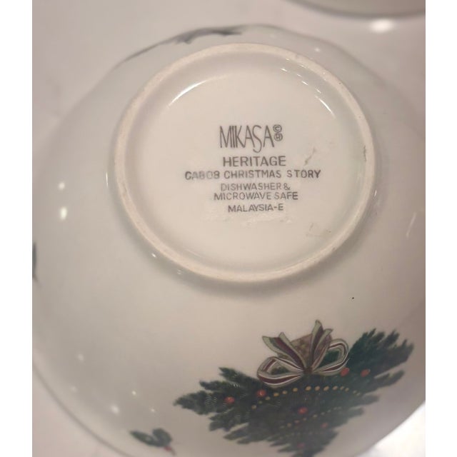 Late 20th Century Late 20th Century Mikasa Heritage Chtistmas Story Bowl For Sale - Image 5 of 7