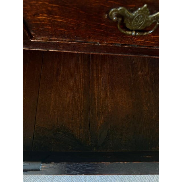 18th Century Georgian Oak 2-Over-3 Chest of Drawers For Sale - Image 13 of 14