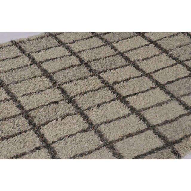 1960s Vintage Swedish Rya Rug in Gray and Charcoal Geometric Pattern - Rug & Kilim For Sale - Image 5 of 10