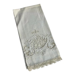 Mid 20th Century Off White Linen Finger Tip Towel With Cut Work For Sale