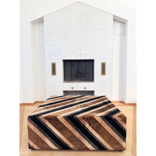 Saporiti Alberto Rosselli Geometric Coffee Cocktail Table Velvet Saporiti Italy 1970s For Sale - Image 4 of 10