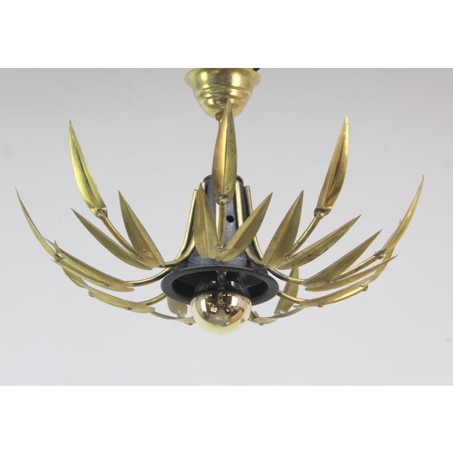 Vintage Sun Lamp in Metal, 1960s, in Very Good conditions. Designed 1960 to 1969 Up to 250V (Europe/UK Standard).The...