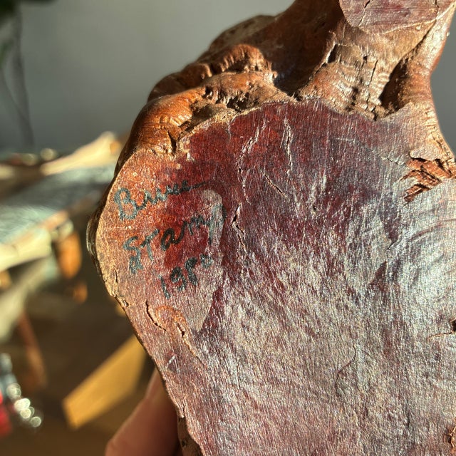 1980s Bruce Stamp Signed and Dated Walnut Carving of a Pelican on Wood. For Sale In San Diego - Image 6 of 8