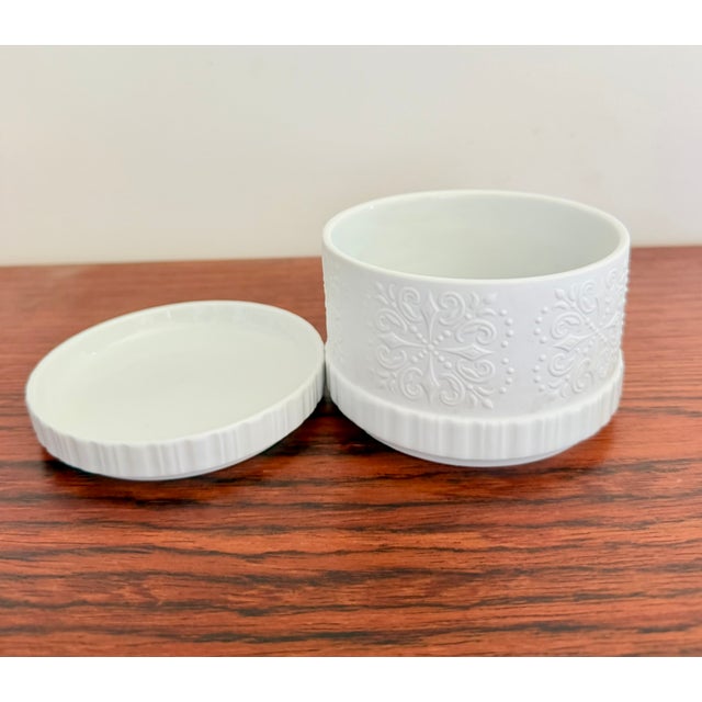 Mid-Century Modern German Edelstein Bavaria Bowl with Lid, 1970s For Sale - Image 3 of 10
