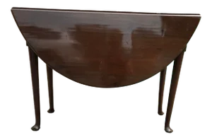 Late 19th Century American Queen Anne Mahogany Drop Leaf Table