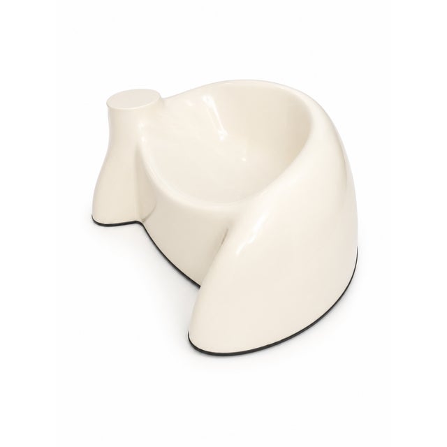 Vintage American Space Age Molded Fiberglass Lounge Chair, C. 1970 For Sale - Image 4 of 5