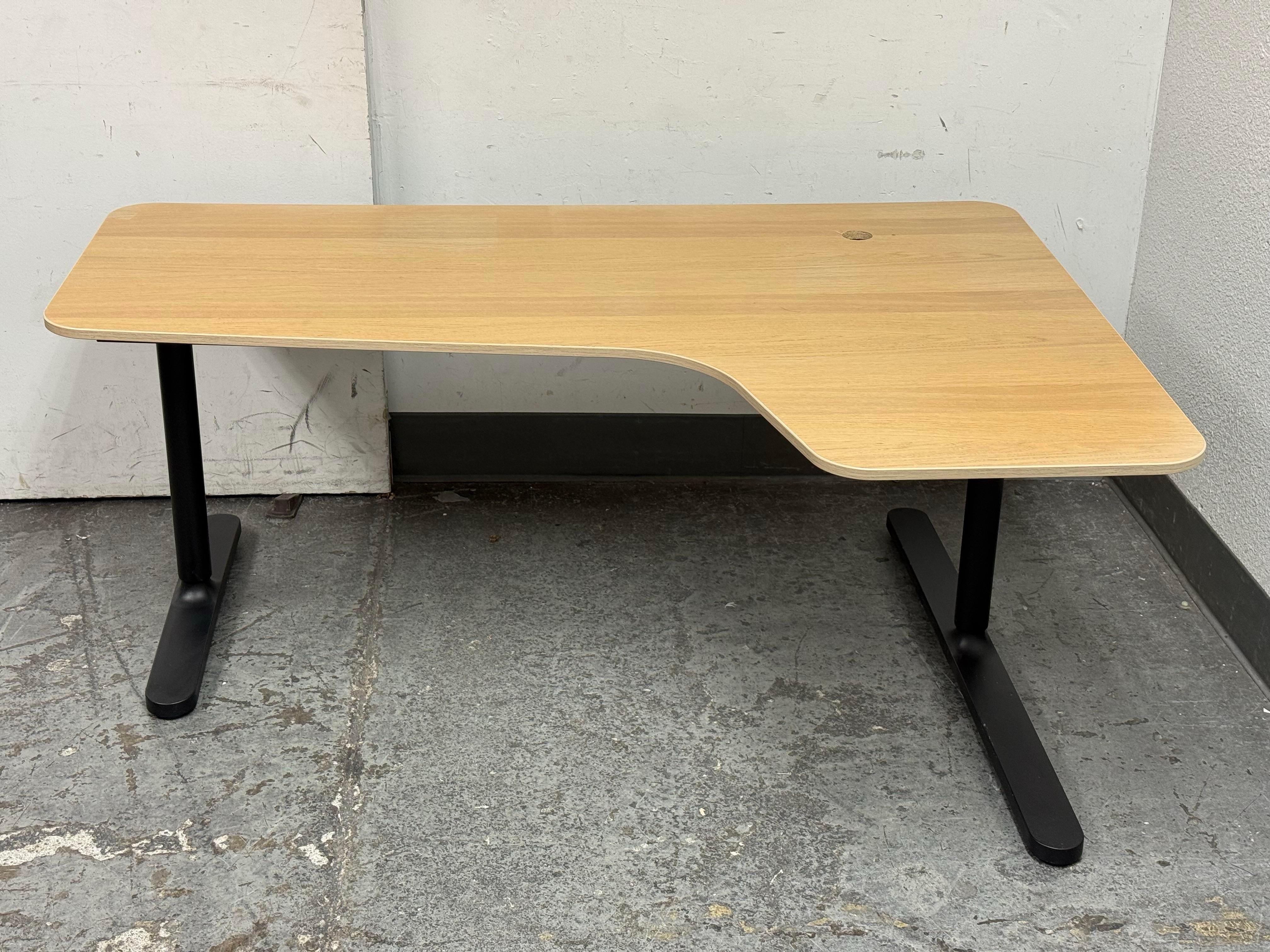 IKEA デスク BEKANT IKEA BEKANT 電動昇降式 コーナーデスク IKEA 電動