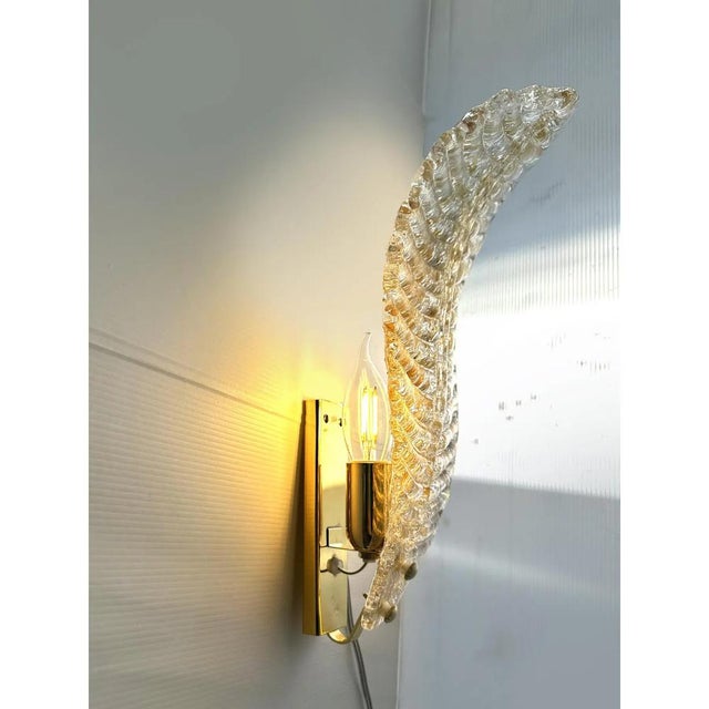 Contemporary Italian Venetian Gold Graniglia Leaf Murano Glass Wall Sconces by Simoeng, Set of 2 For Sale - Image 3 of 7