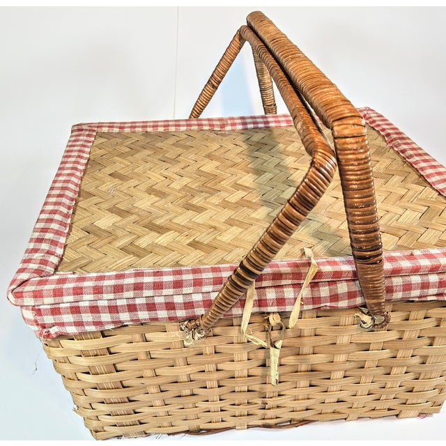 Brown Boho Mid Century Picnic Baket- Set Of For Sale - Image 8 of 10