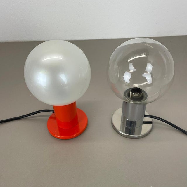 Set of Table Light Glass Bulb attributed to Motoko Ishi for Staff Lights, 1970s, Set of 2 For Sale - Image 12 of 18