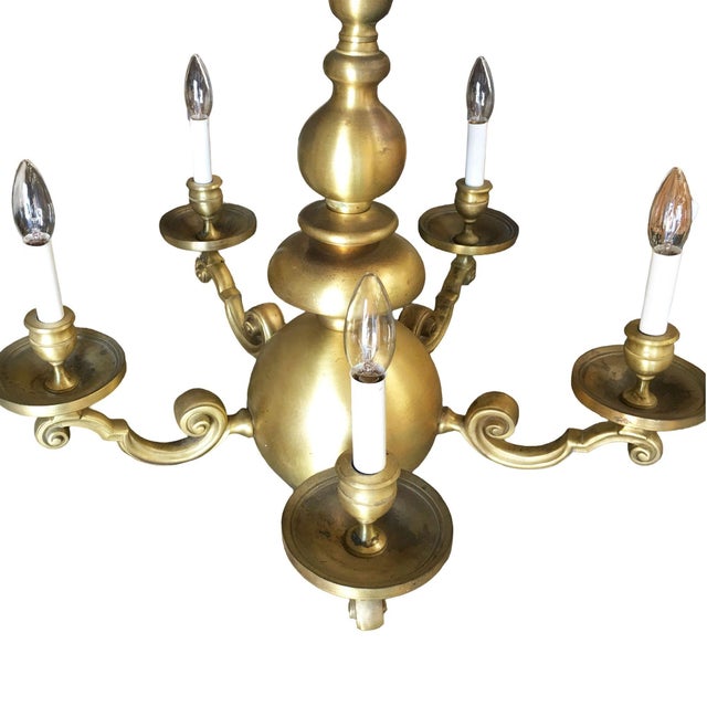 Traditional 1990s English Georgian Style Heavy Brass 5 Arm Electric Chandelier For Sale - Image 3 of 8