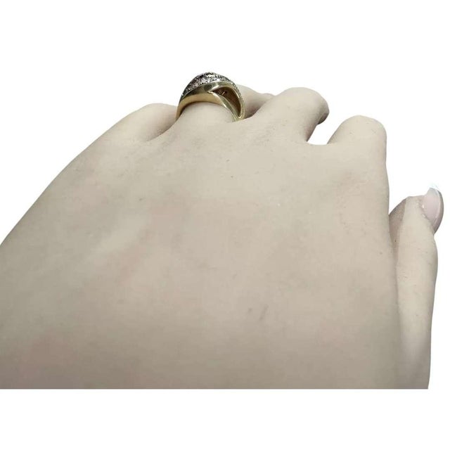 Metal Vintage Natural Ruby and Natural Diamond 14k Solid Yellow Gold Ring, Size 5.5 For Sale - Image 7 of 8