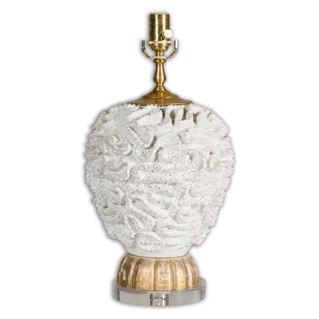 Mid 20th Century Mid 20th Century Italian White Pottery Table Lamp on Lucite Base For Sale - Image 5 of 12