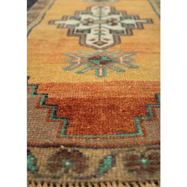 Turkish Turkish Mini Rug Oriental Hand Knotted Vintage Rug 1'7" x 3' #21220 For Sale - Image 3 of 8