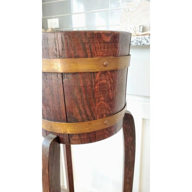 Early 20th Century English Edwardian Ra Lister & Co. Oak Standing Barrel For Sale - Image 9 of 11
