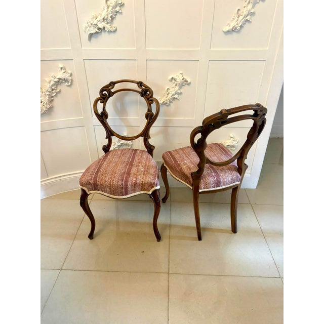 Mid 19th Century Antique Victorian Carved Walnut Balloon Back Dining Chairs, 1860s, Set of 4 For Sale - Image 5 of 7