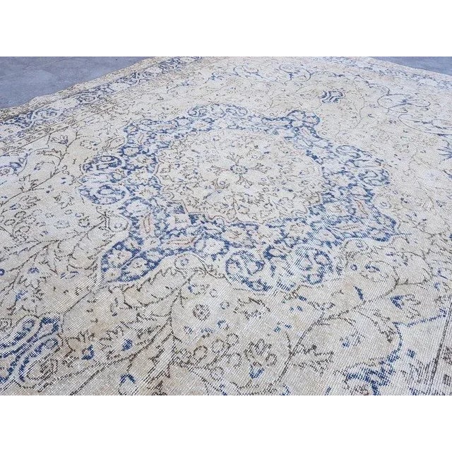 Art Deco 1960s Beige and Blue Vintage Area Carpet For Sale - Image 3 of 11