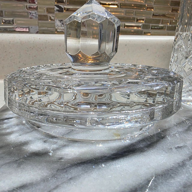 1910s Violetta 24% Lead Crystal Hand-Cut Glass Biscuit/Candy Jar With Lid For Sale - Image 5 of 7
