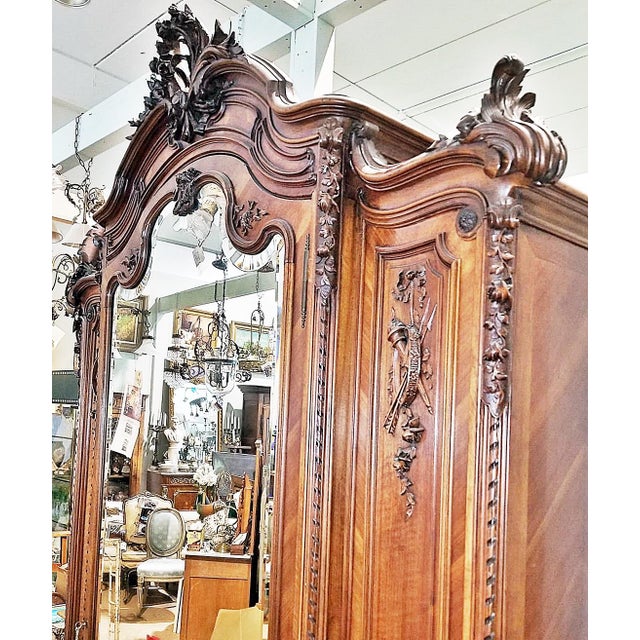 Parisian Walnut Rococo Regence Armoire, 1890s For Sale In West Palm - Image 6 of 12
